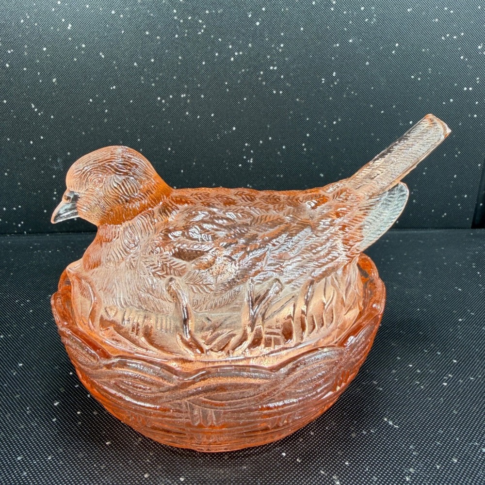 Heisey Hsinchu Glass Pink Bird on Nest Trinket Dish Basketweave 4x6 Vintage - Picture 12 of 15
